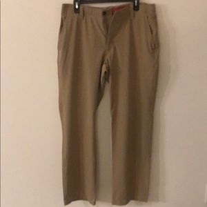 NWOT Under Armour Golf pants